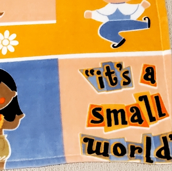 Disney Parks "It's A Small World"  Plush Throw Blanket, Colorblock 40"×60", New - Picture 6 of 15